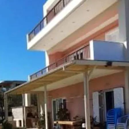 Holiday home Thea